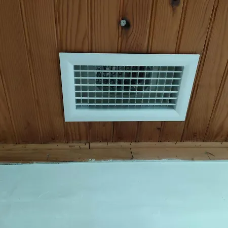 Privatif Avec Jardin Appartamento Tolone